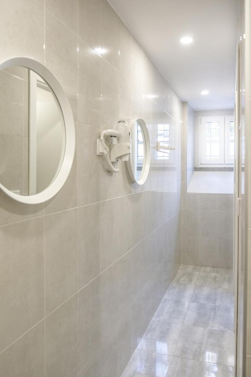 4U Lisbon VI Guesthouse Airport Экстерьер фото